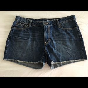 GAP Boyfriend Cutoff Jean shorts